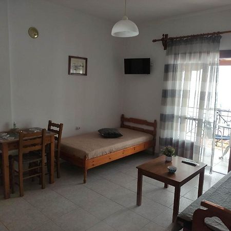 Mata'S House Apartment สเกียธอสทาวน์ ภายนอก รูปภาพ