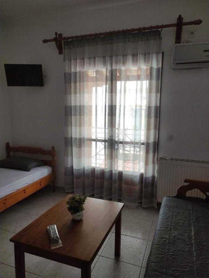 Mata'S House Apartment สเกียธอสทาวน์ ภายนอก รูปภาพ