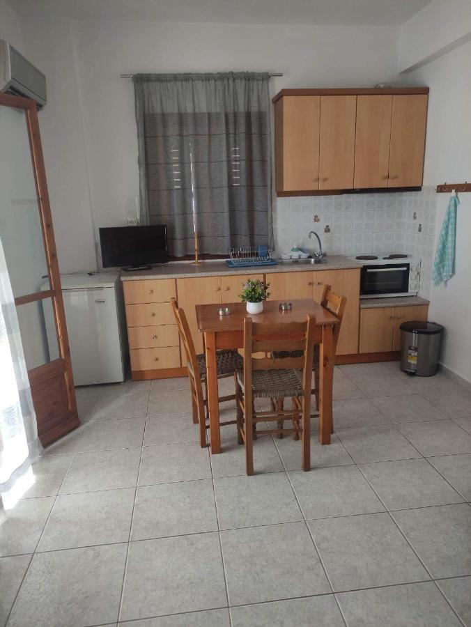 Mata'S House Apartment สเกียธอสทาวน์ ภายนอก รูปภาพ