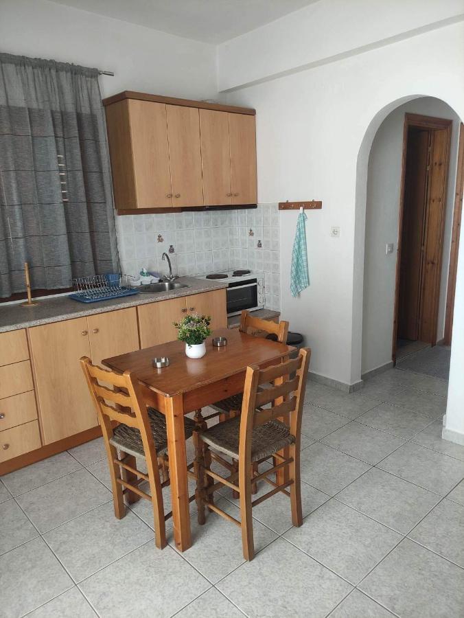 Mata'S House Apartment สเกียธอสทาวน์ ภายนอก รูปภาพ