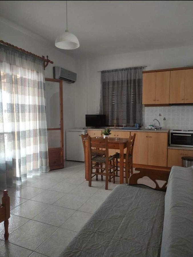 Mata'S House Apartment สเกียธอสทาวน์ ภายนอก รูปภาพ