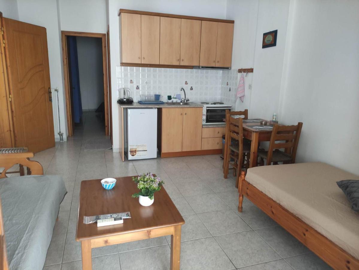 Mata'S House Apartment สเกียธอสทาวน์ ภายนอก รูปภาพ